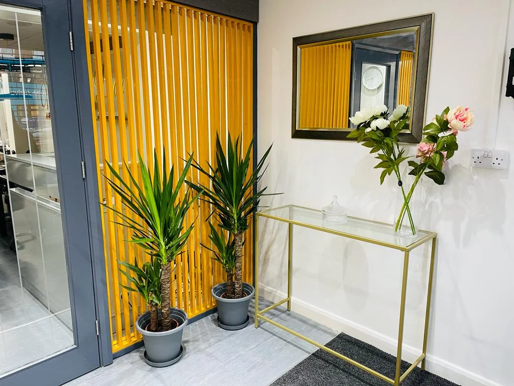 V&F Beauty Lounge reception area in Headington